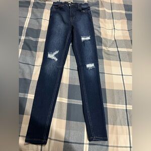 Vibrant Brand, size 7 skinny jean, front distressing